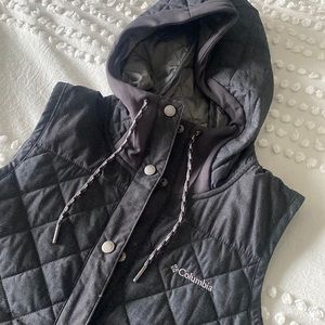 Columbia hooded vest. Perfect like-new condition; worn once. Non-smoking home.